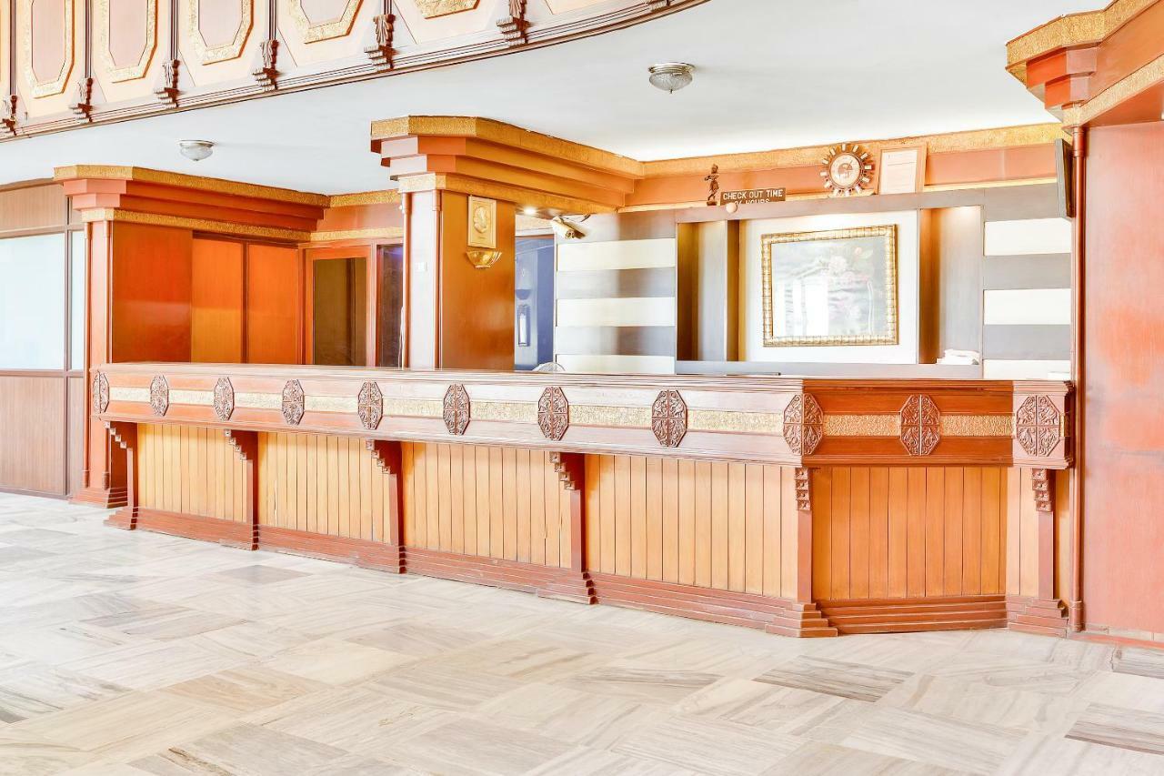 Oyo 10534 Hotel Kanishka Бенґалуру Екстер'єр фото