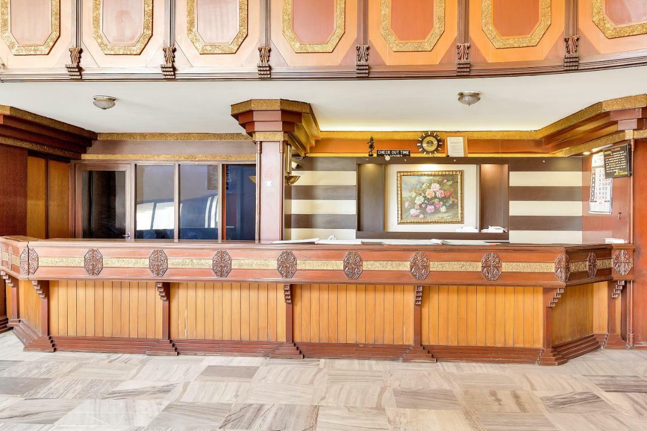Oyo 10534 Hotel Kanishka Бенґалуру Екстер'єр фото